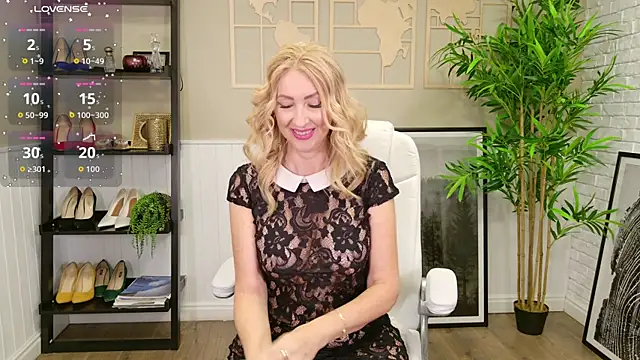 LadyLeea online show from September 2025 05:20:01 AM