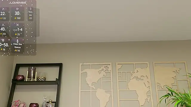 LadyLeea online show from December 2025 05:04:02 AM