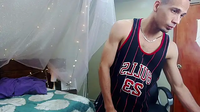 SonicJ25 online show from January 2025 09:43:01 PM