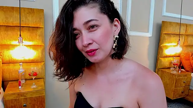 Snapshot of adarussell chatting on January 2025 05:23:02 PM adarussell online show from January 2025 05:23:02 PM