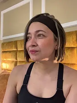 Snapshot of adarussell chatting on December 2025 02:12:02 PM adarussell online show from December 2025 02:12:02 PM