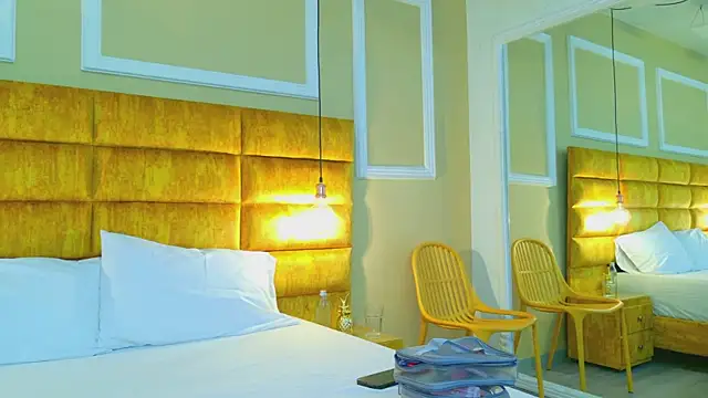 Snapshot of adarussell chatting on February 2026 04:03:02 PM adarussell online show from February 2026 04:03:02 PM