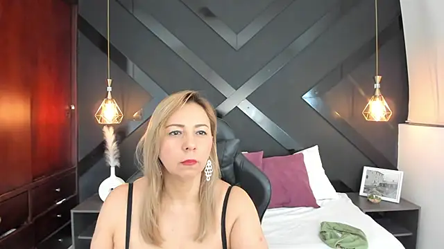 Snapshot of andre_soto_ chatting on February 2025 02:05:02 AM andre soto online show from February 2025 02:05:02 AM