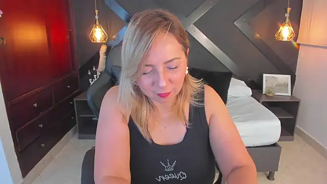 Snapshot of andre_soto_ chatting on November 2025 01:18:02 AM andre soto online show from November 2025 01:18:02 AM