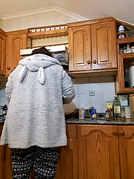 kittymorenita26 online show from December 2024 07:18:01 PM