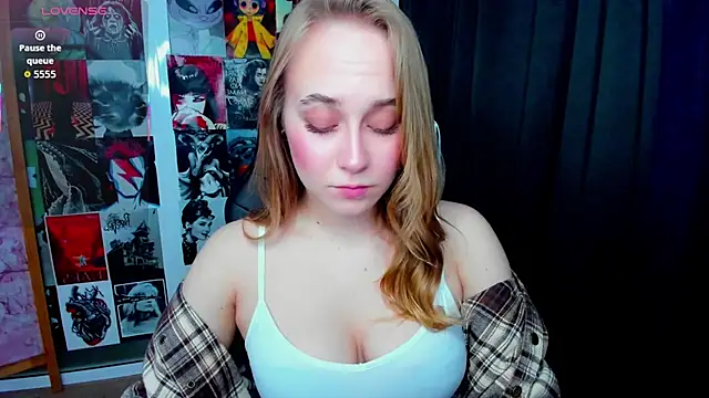 LianaBright online show from April 2026 04:56:01 AM