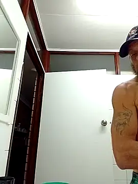 Snapshot of Deonlonely1 chatting on February 2025 02:19:02 PM Deonlonely1 online show from February 2025 02:19:02 PM