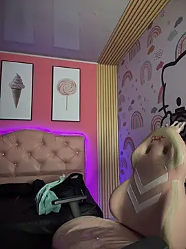 Paloma  LS online show from December 2025 02:02:02 PM