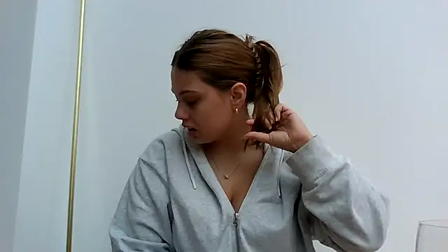 Krystal Tx online show from October 2025 08:57:02 AM