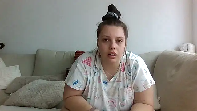 Krystal Tx online show from May 2026 06:09:01 PM