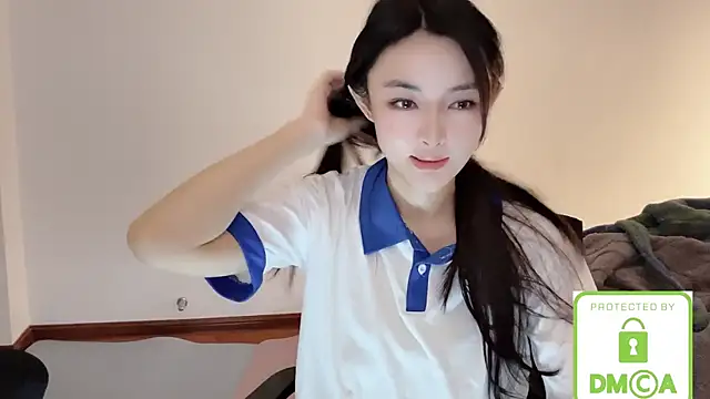 Snapshot of SarahYang chatting on September 2025 05:55:02 AM SarahYang online show from September 2025 05:55:02 AM