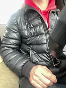 AlexGWoW online show from April 2026 07:09:01 AM