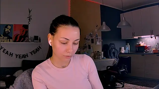 Snapshot of valorant_girl chatting on February 2026 02:56:02 PM valorant girl online show from February 2026 02:56:02 PM