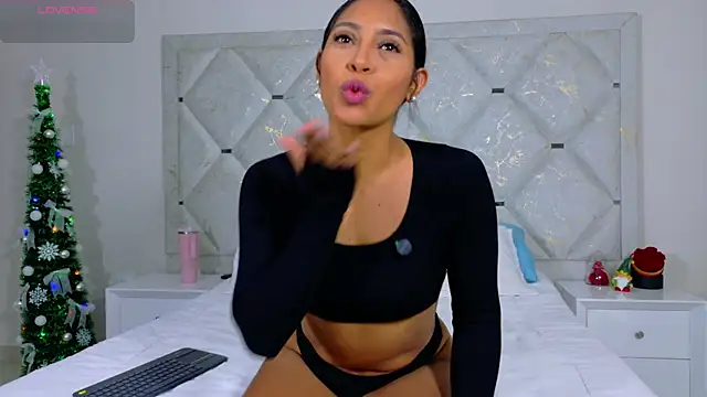 Anna risse online show from December 2025 05:38:02 AM