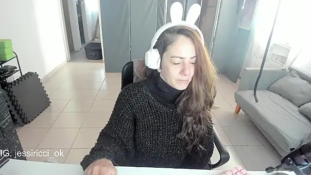 Snapshot of jessiburningheels chatting on March 2025 11:51:02 AM jessiburningheels online show from March 2025 11:51:02 AM