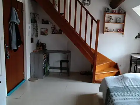 Snapshot of Lauzo21 chatting on March 2026 06:32:01 AM Lauzo21 online show from March 2026 06:32:01 AM