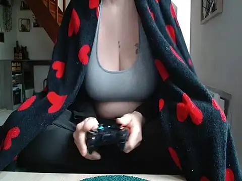 Snapshot of Lauzo21 chatting on March 2026 06:29:02 AM Lauzo21 online show from March 2026 06:29:02 AM