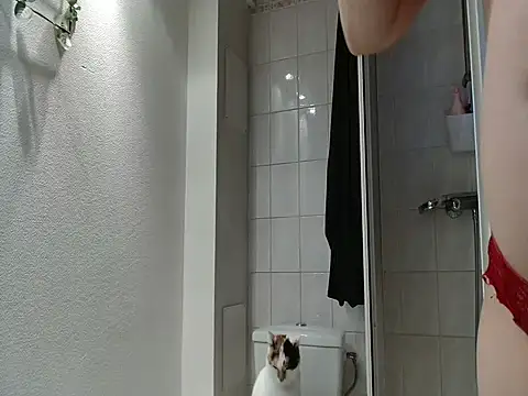 Snapshot of Lauzo21 chatting on March 2026 06:30:02 AM Lauzo21 online show from March 2026 06:30:02 AM