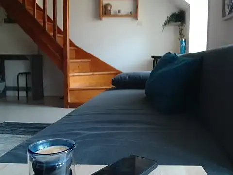 Snapshot of Lauzo21 chatting on April 2026 07:56:01 AM Lauzo21 online show from April 2026 07:56:01 AM