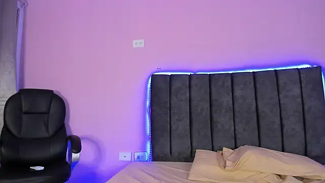 AbbySmiitth  online show from January 2025 12:07:02 PM