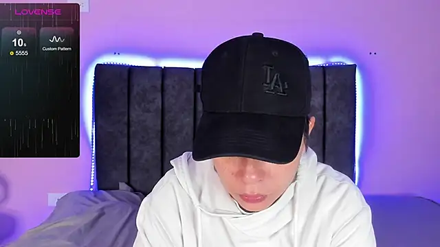 AbbySmiitth  online show from February 2025 12:22:02 PM