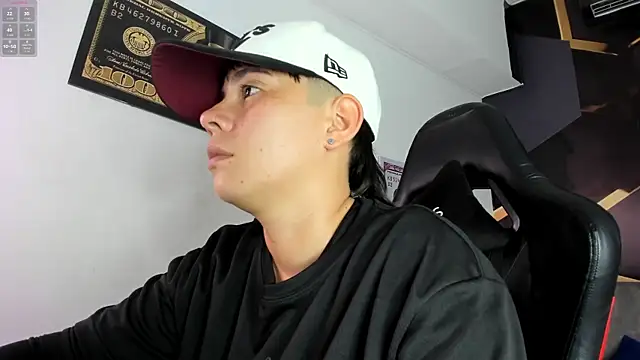 AbbySmiitth  online show from October 2025 07:16:01 PM