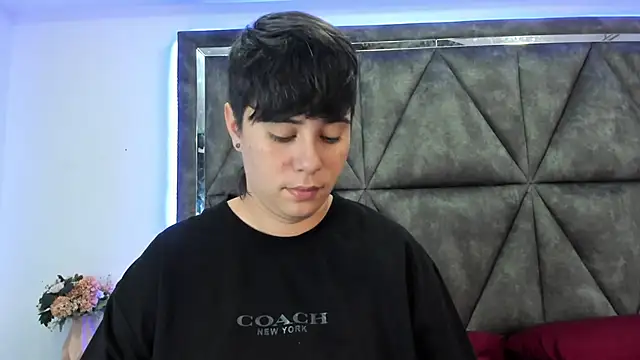 AbbySmiitth  online show from February 2026 09:48:02 PM