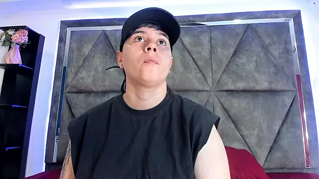 AbbySmiitth  online show from May 2026 07:51:01 PM