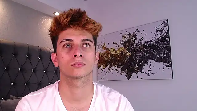 MrWilliseo online show from December 2025 07:01:02 PM