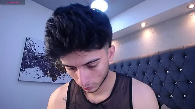 MrWilliseo online show from April 2026 07:58:01 PM