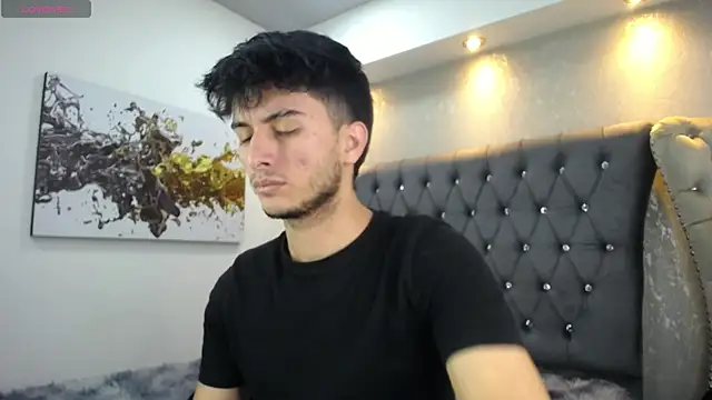 MrWilliseo online show from April 2026 08:15:02 PM