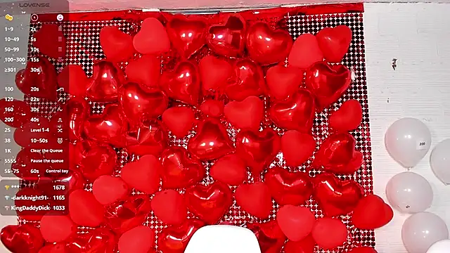 Crystal Dluna online show from February 2025 10:47:01 PM