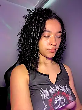 Crystal Dluna online show from September 2025 04:32:02 PM