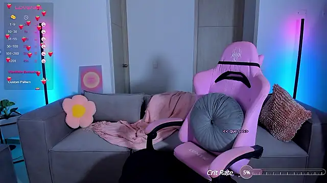 Snapshot of lupejones chatting on December 2024 02:53:02 AM lupejones online show from December 2024 02:53:02 AM