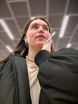 meow girl online show from February 2026 11:03:01 AM