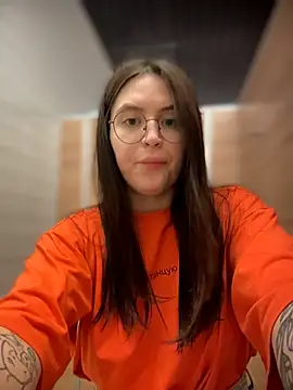 meow girl online show from June 2026 11:31:01 AM