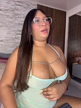 MadisonHunter2024 online show from February 2026 07:51:02 PM