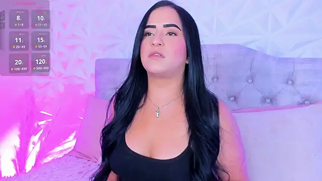 Miss Ivy4 online show from May 2026 06:59:01 PM