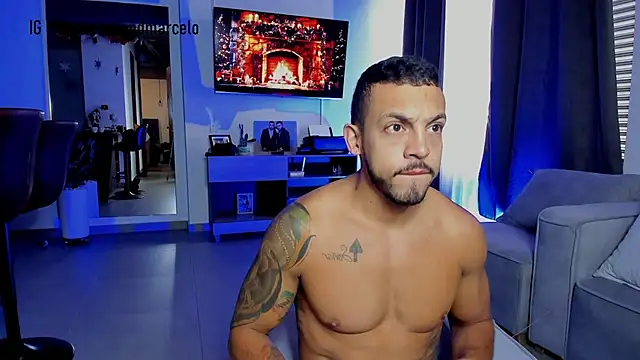 Maximo Marcelo online show from December 2024 12:04:01 PM