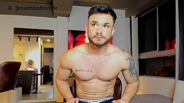 Maximo Marcelo online show from January 2025 12:06:01 AM