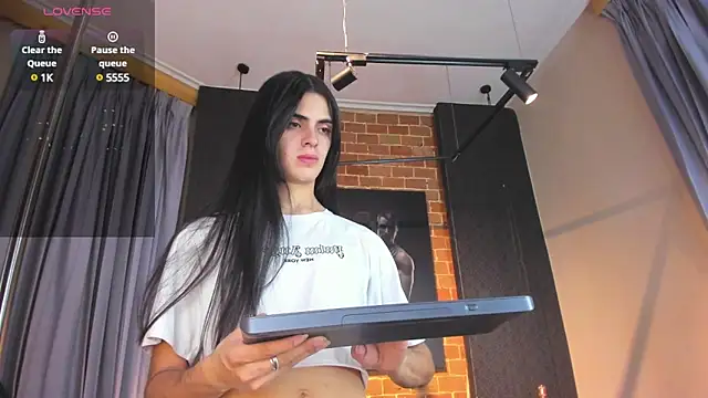 Snapshot of Venusflame__ chatting on January 2025 11:55:01 AM Venusflame online show from January 2025 11:55:01 AM