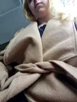 Public Katrisha online show from September 2025 01:35:01 PM