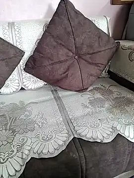 milf-kaira online show from January 2025 06:17:01 AM