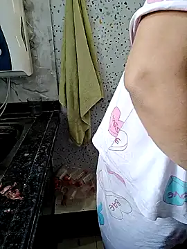 milf-kaira online show from January 2025 11:44:02 AM