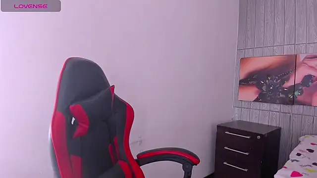 zoe connor19 online show from April 2026 08:46:01 PM