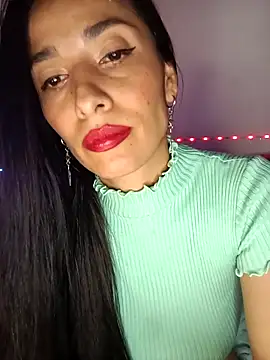 Snapshot of chloewildd_ chatting on May 2026 10:26:02 PM chloewildd online show from May 2026 10:26:02 PM