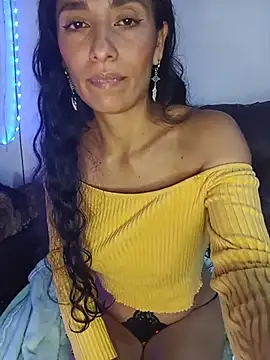 Snapshot of chloewildd_ chatting on June 2026 11:19:01 PM chloewildd online show from June 2026 11:19:01 PM