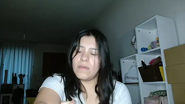 Snapshot of DirtyDi97 chatting on September 2025 12:32:02 AM DirtyDi97 online show from September 2025 12:32:02 AM