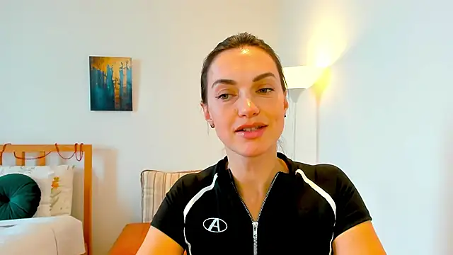 Snapshot of LovelyeeMia chatting on December 2024 11:09:01 AM LovelyeeMia online show from December 2024 11:09:01 AM