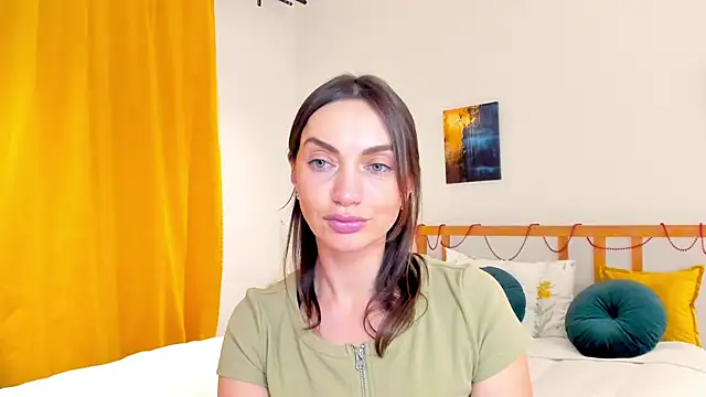 Snapshot of LovelyeeMia chatting on December 2024 06:16:02 PM LovelyeeMia online show from December 2024 06:16:02 PM